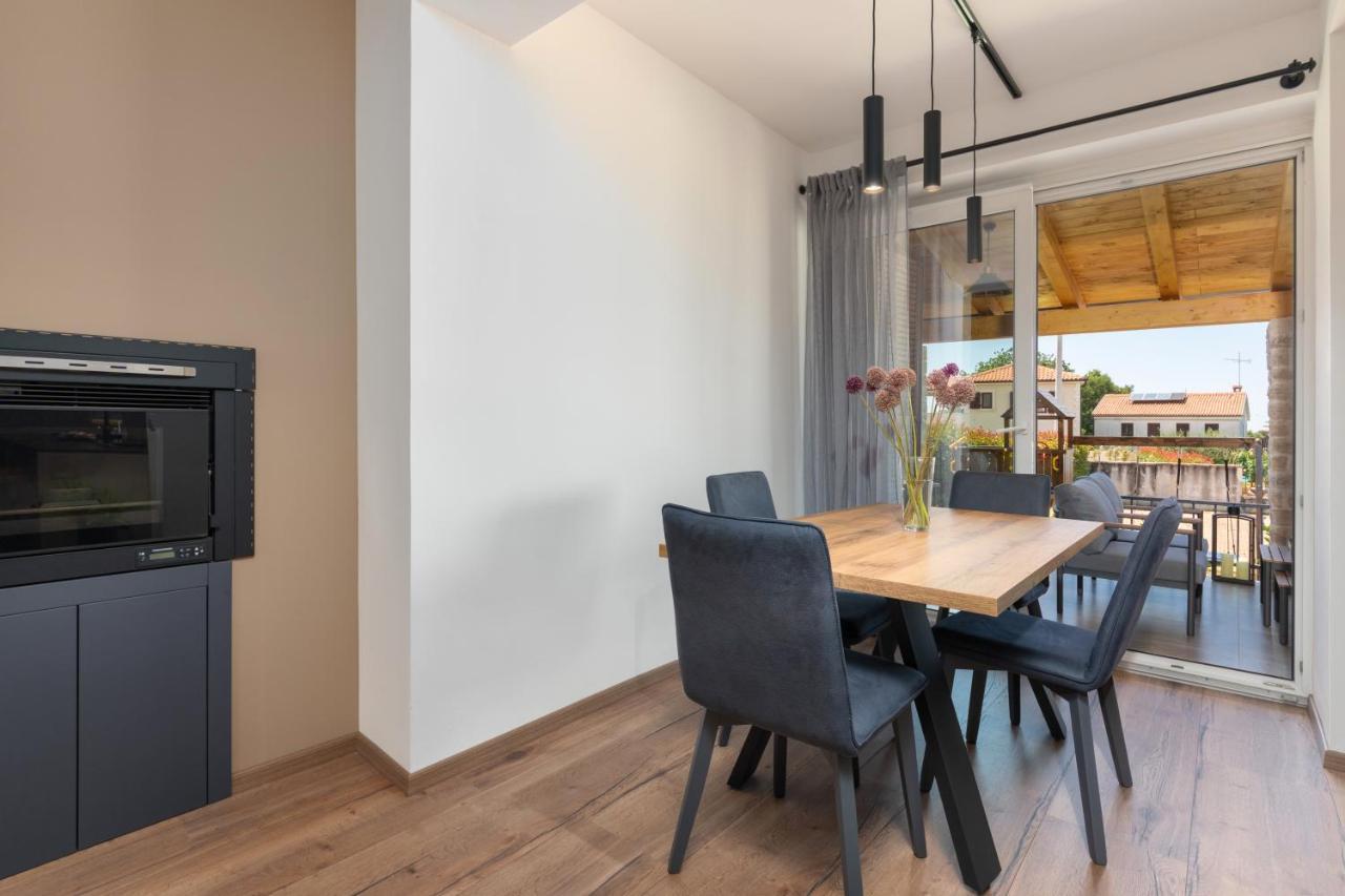 Holiday Home Maslina Porec Luaran gambar