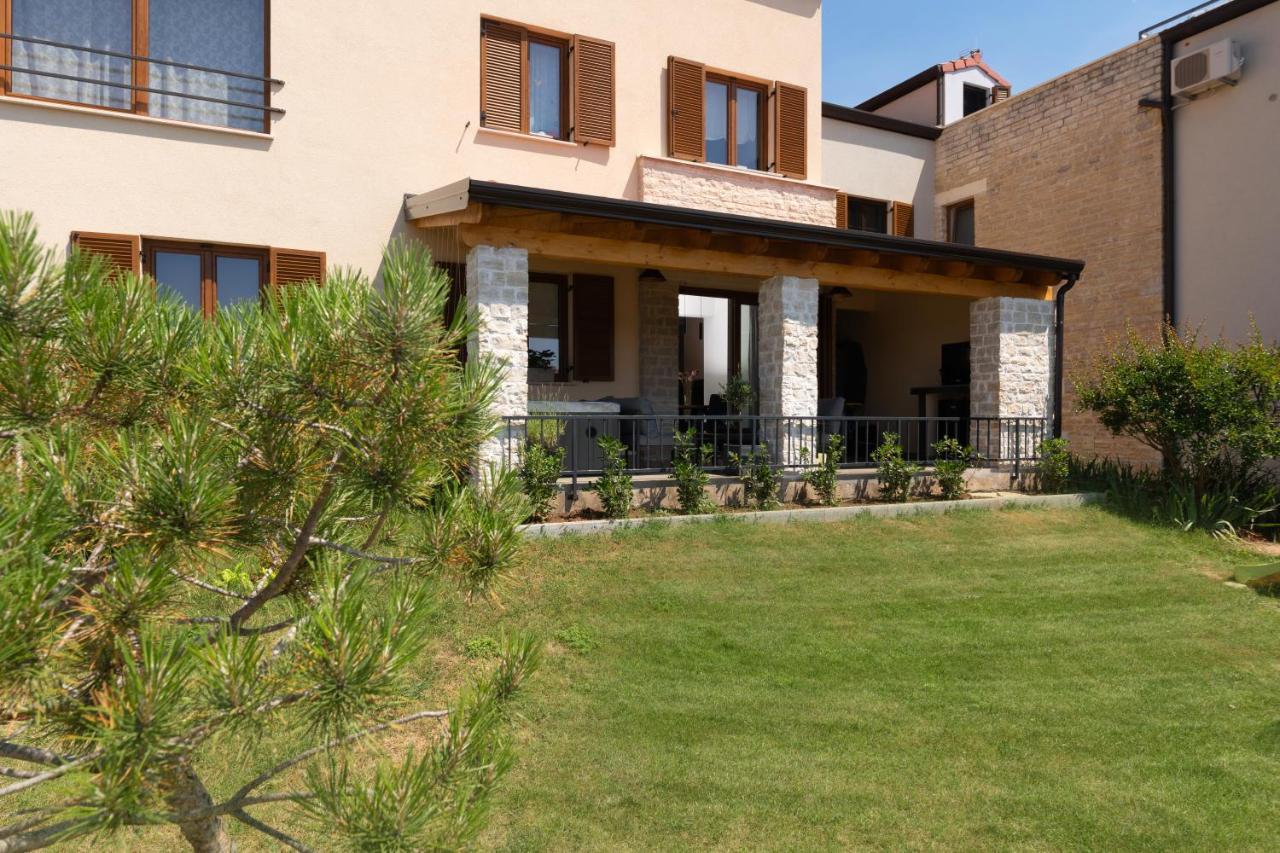 Holiday Home Maslina Porec Luaran gambar